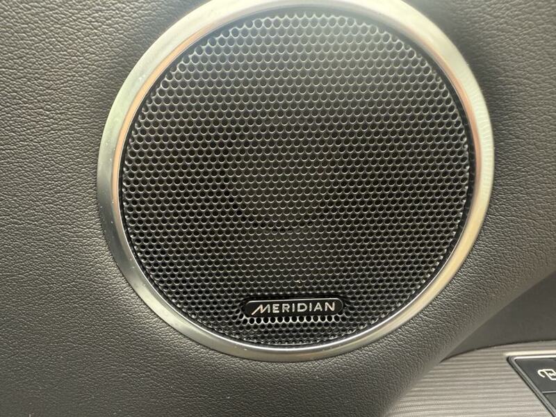 Land Rover 3.0 D250 MHEV HSE SUV 5dr Diesel Auto 4WD Euro 6 (s/s) (250 ps)