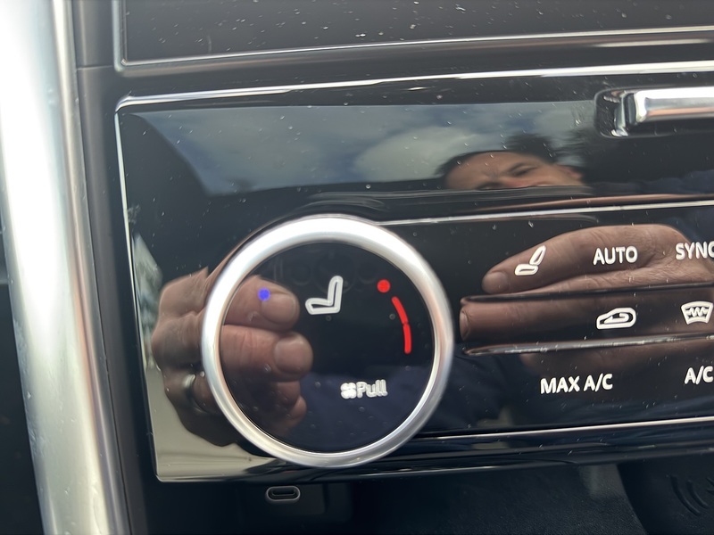 Land Rover 3.0 D300 MHEV R-Dynamic HSE SUV 5dr Diesel Auto 4WD Euro 6 (s/s) (300 ps)