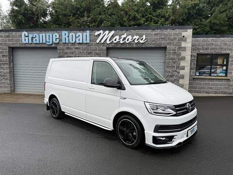 Volkswagen Transporter Sportline, 2.0 BiTDI T32 Sportline Panel Van 5dr Diesel DSG SWB Euro 6 (s/s) (204 ps)