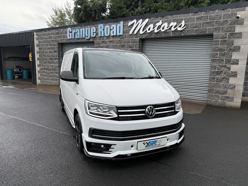 Volkswagen 2.0 BiTDI T32 Sportline Panel Van 5dr Diesel DSG SWB Euro 6 (s/s) (204 ps)