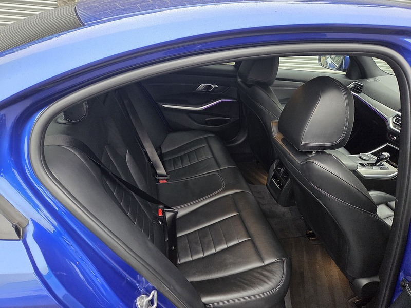 BMW 2.0 320d M Sport Saloon 4dr Diesel Auto xDrive Euro 6 (s/s) (190 ps)