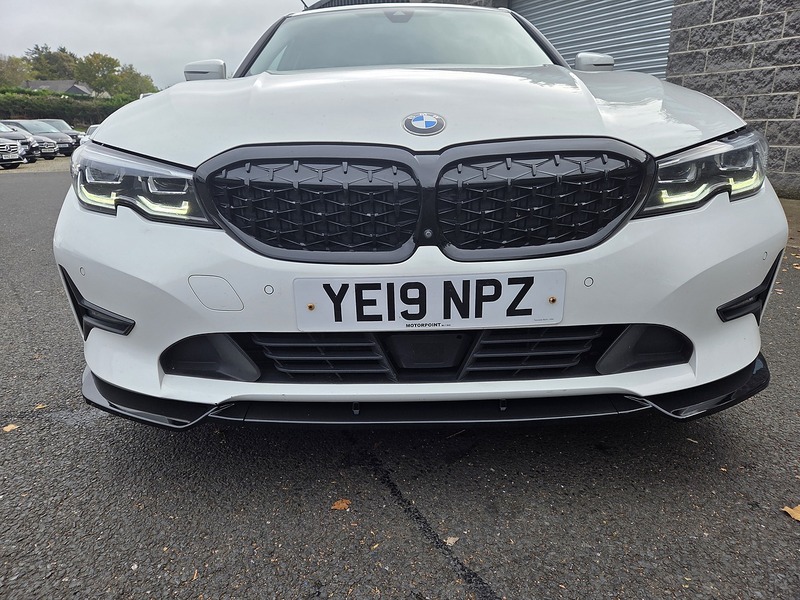 BMW 2.0 320d SE Saloon 4dr Diesel Auto Euro 6 (s/s) (190 ps)