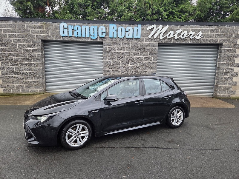 Toyota 1.8 VVT-h GPF Icon Tech Hatchback 5dr Petrol Hybrid CVT Euro 6 (s/s) (122 ps)