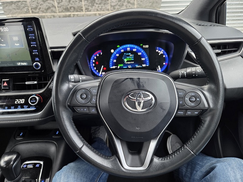 Toyota 1.8 VVT-h GPF Icon Tech Hatchback 5dr Petrol Hybrid CVT Euro 6 (s/s) (122 ps)