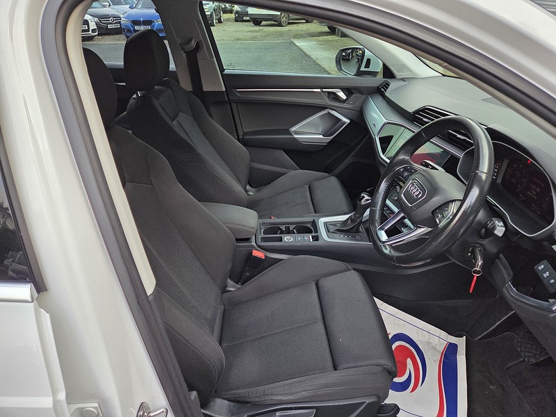 Audi 2.0 TDI 35 Sport SUV 5dr Diesel S Tronic Euro 6 (s/s) (150 ps)