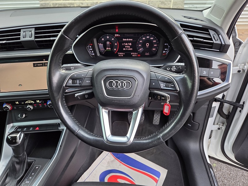 Audi 2.0 TDI 35 Sport SUV 5dr Diesel S Tronic Euro 6 (s/s) (150 ps)