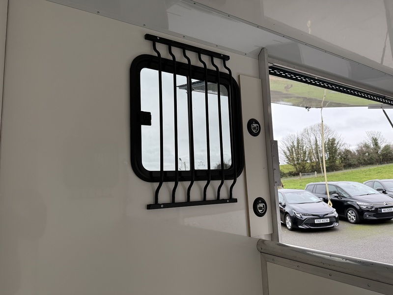 Citroen 2.0 BlueHDi 35 Enterprise Panel Van 5dr Diesel Manual L3 High Roof Euro 6 (130 ps)