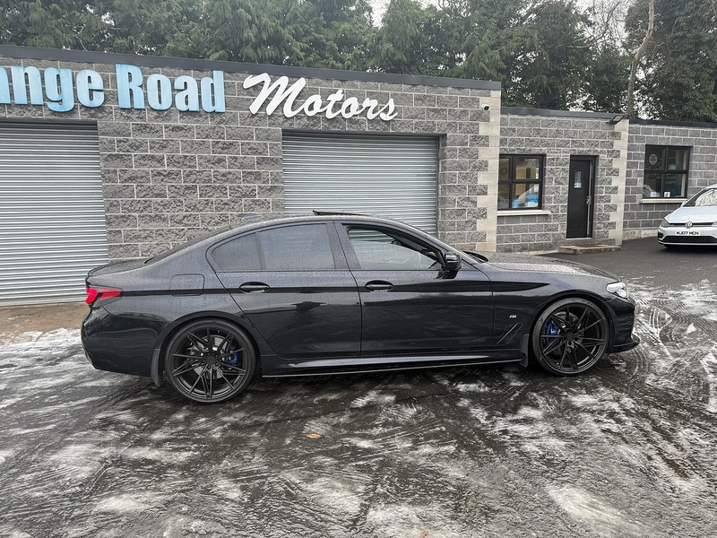 BMW 2.0 520d MHT M Sport Saloon 4dr Diesel Hybrid Steptronic Euro 6 (s/s) (190 ps)