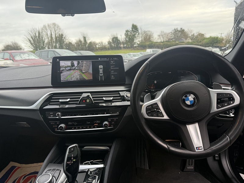 BMW 2.0 520d MHT M Sport Saloon 4dr Diesel Hybrid Steptronic Euro 6 (s/s) (190 ps)