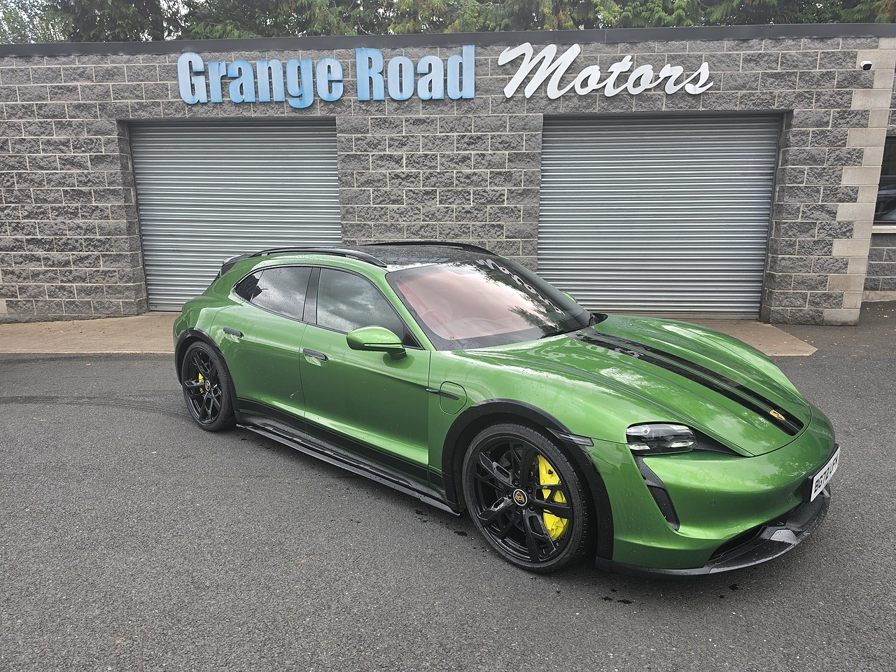 2022 PORSCHE TAYCAN