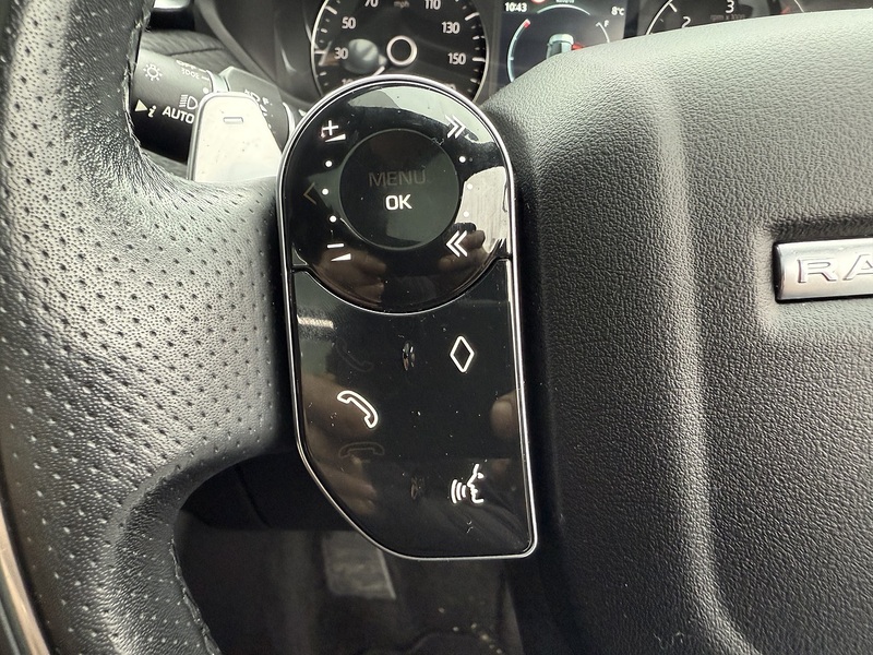 Land Rover 2.0 D240 R-Dynamic S SUV 5dr Diesel Auto 4WD Euro 6 (s/s) (240 ps)