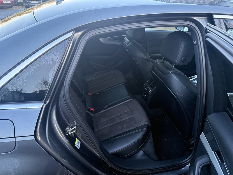 Audi 2.0 TDI S line Saloon 4dr Diesel S Tronic Euro 6 (s/s) (150 ps)