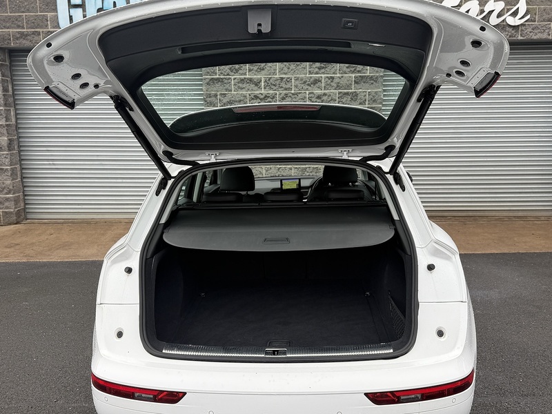 Audi 2.0 TDI 40 Sport SUV 5dr Diesel S Tronic quattro Euro 6 (s/s) (190 ps)