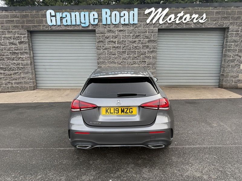 Mercedes-Benz 1.5 A180d AMG Line (Premium) Hatchback 5dr Diesel 7G-DCT Euro 6 (s/s) (116 ps)