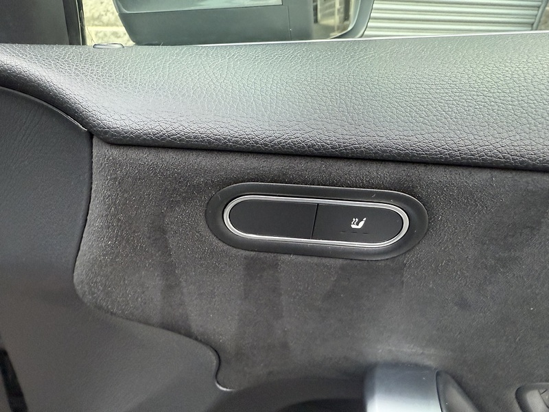 Mercedes-Benz 1.5 A180d AMG Line (Premium) Hatchback 5dr Diesel 7G-DCT Euro 6 (s/s) (116 ps)