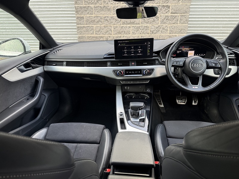 Audi 2.0 TDI 35 S line Sportback 5dr Diesel S Tronic Euro 6 (s/s) (163 ps)