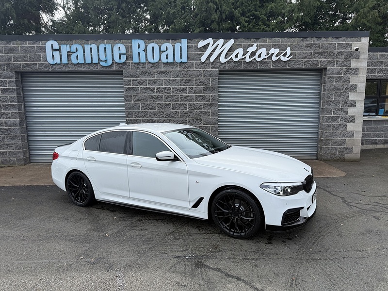 BMW 2.0 520d MHT M Sport Saloon 4dr Diesel Hybrid Auto xDrive Euro 6 (s/s) (190 ps)