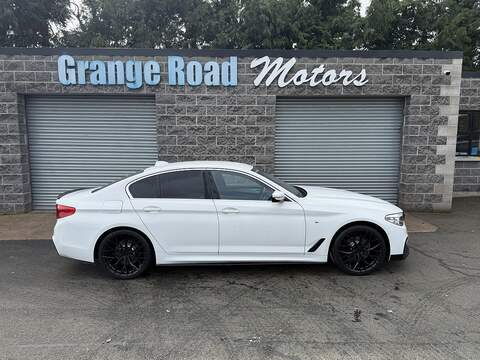 BMW 5 Series, 2.0 520d MHT M Sport Saloon 4dr Diesel Hybrid Auto xDrive Euro 6 (s/s) (190 ps)