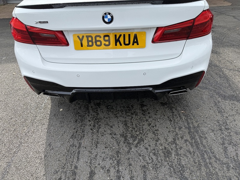 BMW 2.0 520d MHT M Sport Saloon 4dr Diesel Hybrid Auto xDrive Euro 6 (s/s) (190 ps)