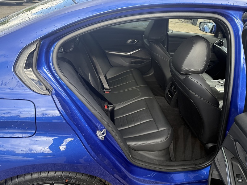 BMW 2.0 320d M Sport Saloon 4dr Diesel Auto Euro 6 (s/s) (190 ps)