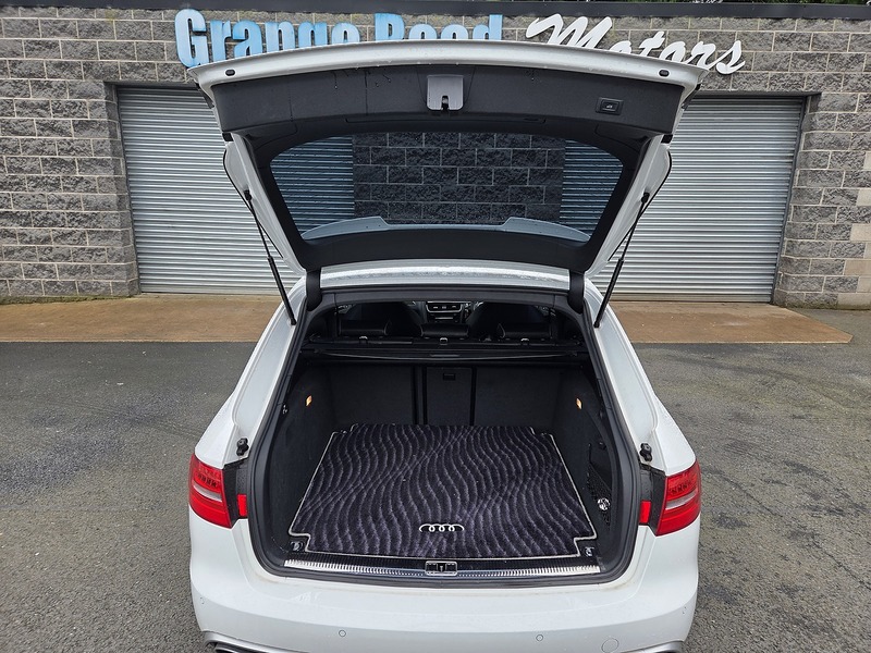 Audi 4.2 5dr Estate Petrol