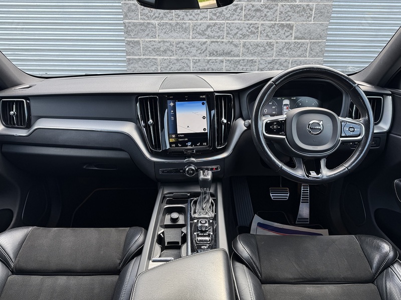 Volvo 2.0 D4 R-Design SUV 5dr Diesel Auto AWD Euro 6 (s/s) (190 ps)