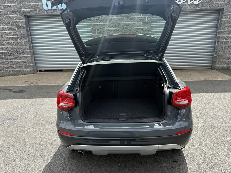 Audi 1.6 TDI 30 Sport SUV 5dr Diesel S Tronic Euro 6 (s/s) (116 ps)