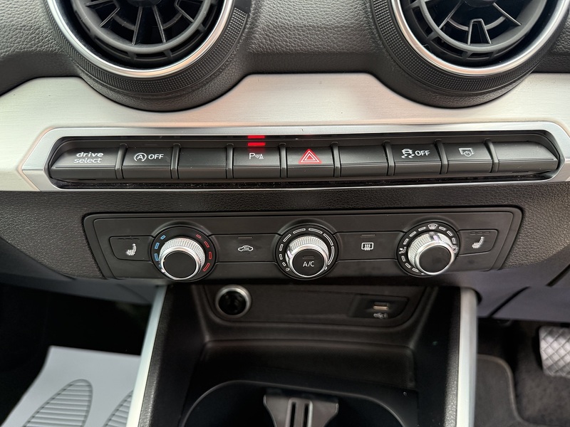 Audi 1.6 TDI 30 Sport SUV 5dr Diesel S Tronic Euro 6 (s/s) (116 ps)