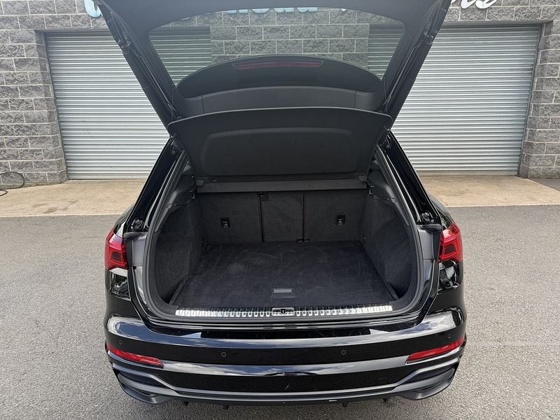 Audi 2.0 TDI 35 S line SUV 5dr Diesel S Tronic Euro 6 (s/s) (150 ps)