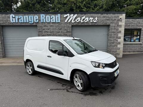 1.5 BlueHDi 1000 Professional Standard Panel Van 5dr Diesel Manual SWB Euro 6 (s/s) (100 bhp)