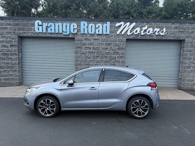 DS AUTOMOBILES BlueHDi Elegance Hatchback 1.6 Automatic Diesel
