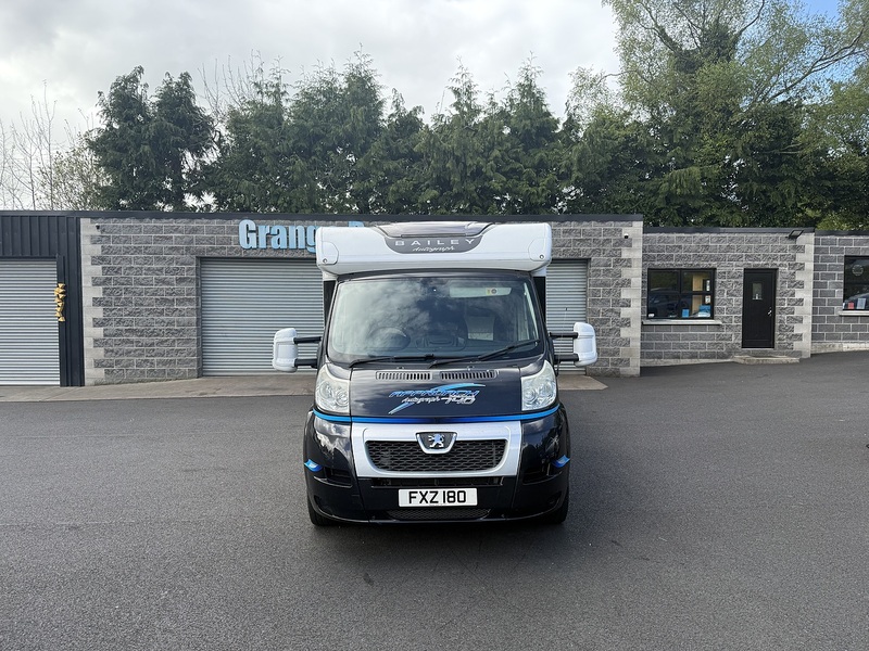 Peugeot 2.2 HDi 335 Back to Back Chassis Cab 2dr Diesel Manual FWD L1 (229 g/km, 130 bhp)