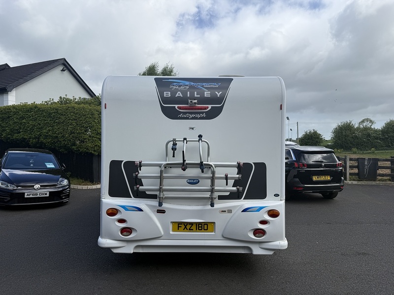 Peugeot 2.2 HDi 335 Back to Back Chassis Cab 2dr Diesel Manual FWD L1 (229 g/km, 130 bhp)