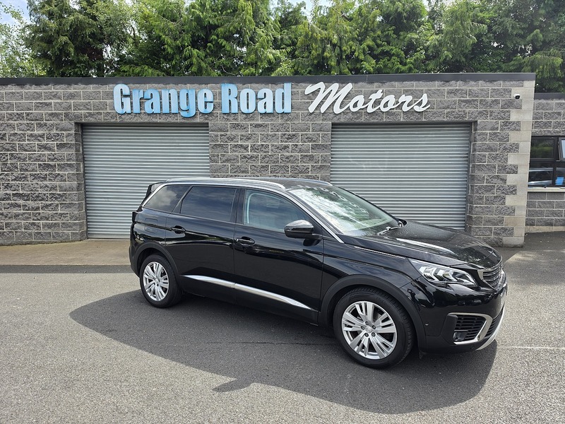 Peugeot PureTech Allure SUV 1.2 Manual Petrol