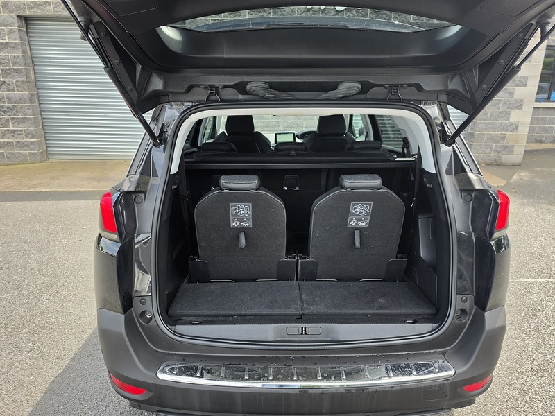 Peugeot PureTech Allure SUV 1.2 Manual Petrol