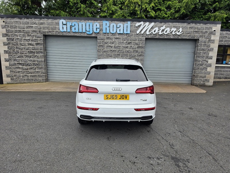 Audi 2.0 TDI 40 Black Edition SUV 5dr Diesel S Tronic quattro Euro 6 (s/s) (190 ps)