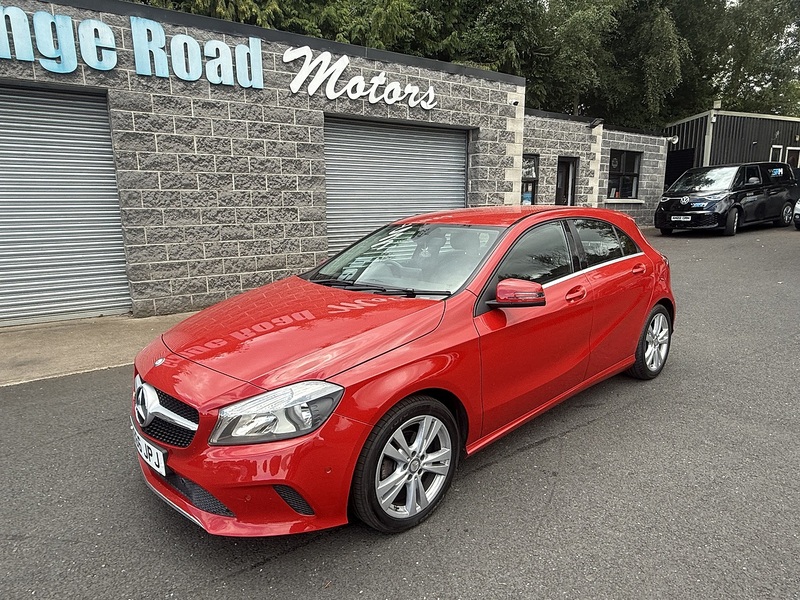 Mercedes-Benz 1.5 A180d Sport (Executive) Hatchback 5dr Diesel Manual Euro 6 (s/s) (109 ps)