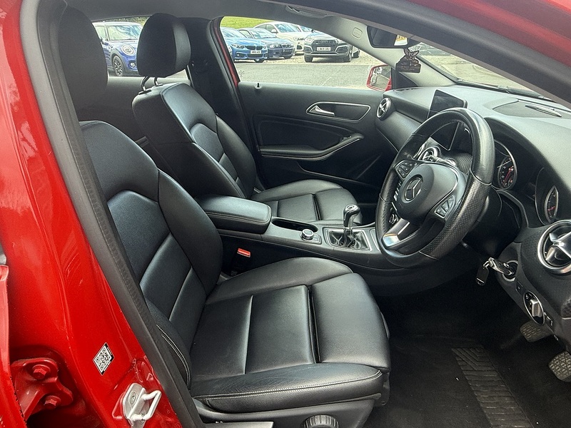 Mercedes-Benz 1.5 A180d Sport (Executive) Hatchback 5dr Diesel Manual Euro 6 (s/s) (109 ps)