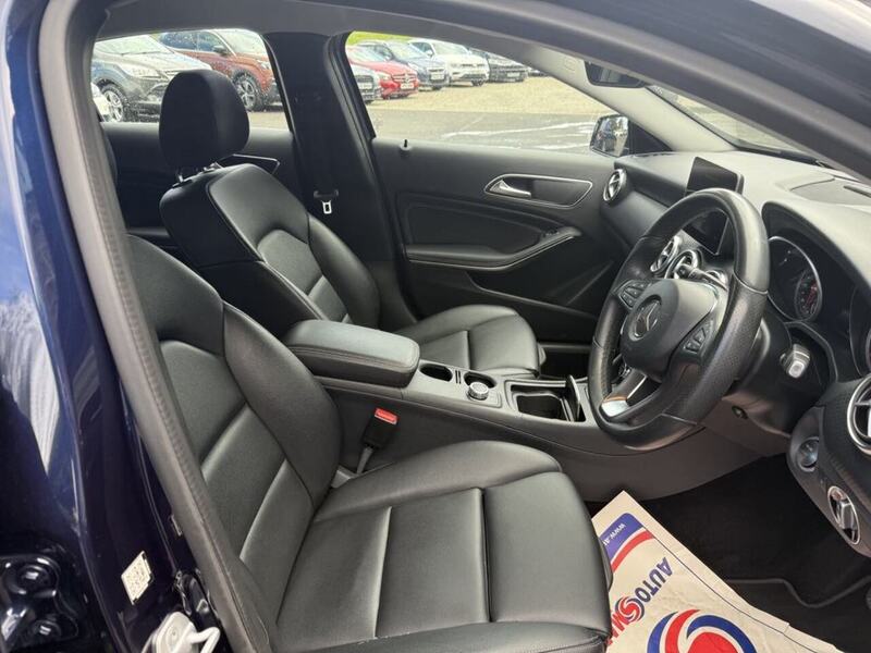 Mercedes-Benz 1.5 A180d Sport (Premium) Hatchback 5dr Diesel 7G-DCT Euro 6 (s/s) (109 ps)