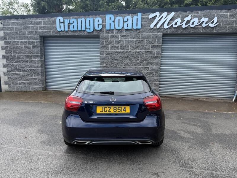 Mercedes-Benz 1.5 A180d Sport (Premium) Hatchback 5dr Diesel 7G-DCT Euro 6 (s/s) (109 ps)