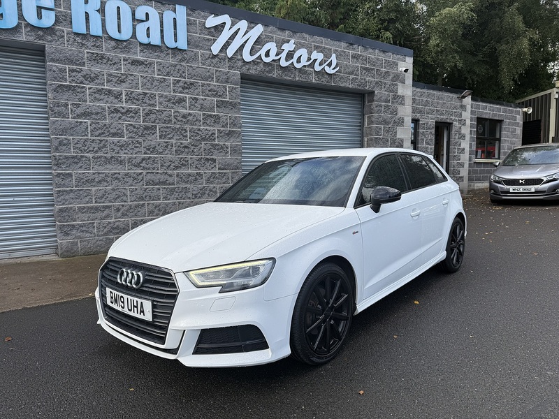 Audi 1.6 TDI 30 Black Edition Sportback 5dr Diesel Manual Euro 6 (s/s) (116 ps)