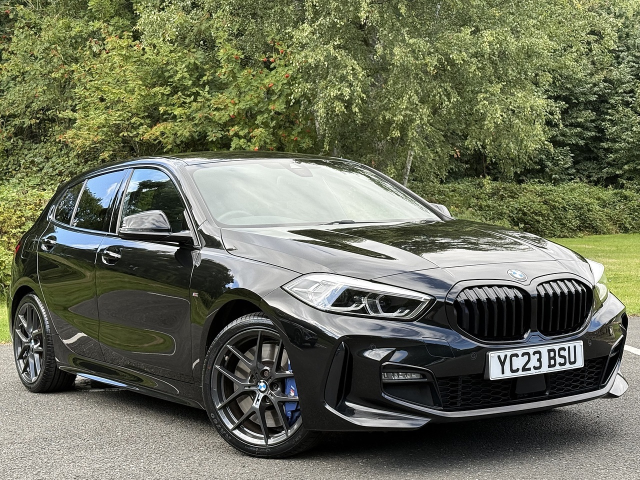 2023 BMW 1 Series — photo 1 of 5