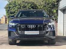 Audi Q8 TDI V6 Black Edition - U1045