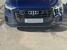 Audi Q8 TDI V6 Black Edition - U1045