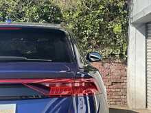 Audi Q8 TDI V6 Black Edition - U1045
