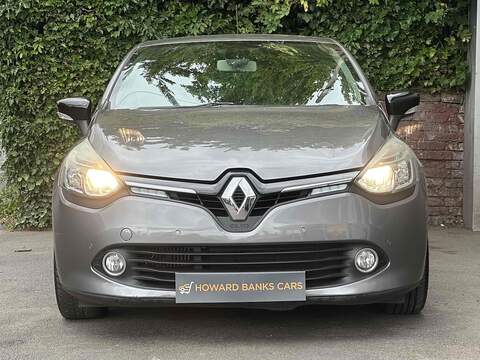 0.9 TCe Dynamique MediaNav Hatchback 5dr Petrol Manual Euro 5 (s/s) (90 ps)