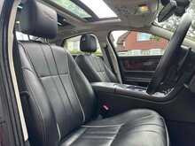 Jaguar XJ d V6 Portfolio - U1155