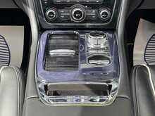 Jaguar XJ d V6 Portfolio - U1155