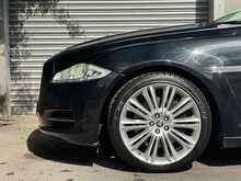 Jaguar XJ d V6 Portfolio - U1155