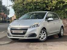 Peugeot 208 PureTech Active - U1194